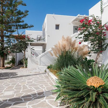Nautilus Apartments-Suites Páros Eksteriør billede