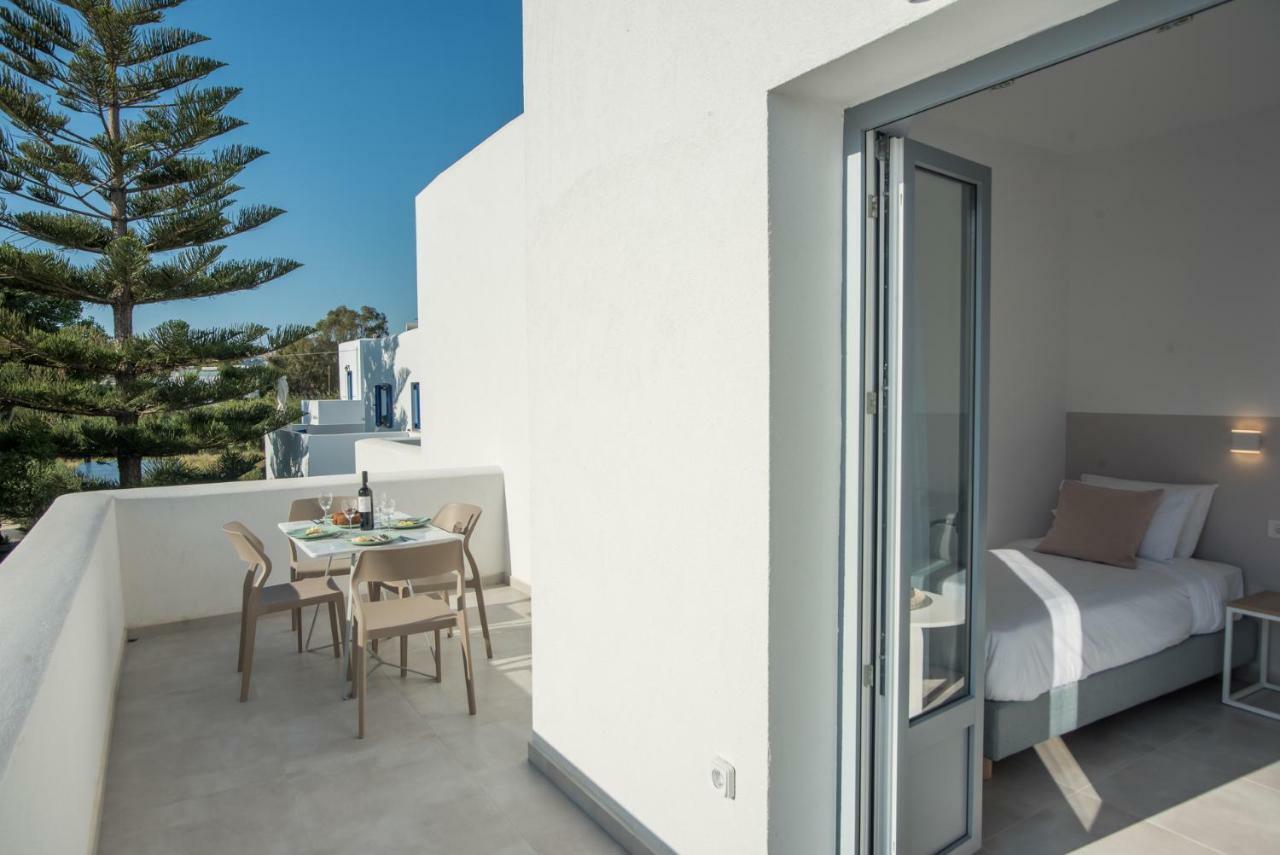Nautilus Apartments-Suites Páros Eksteriør billede