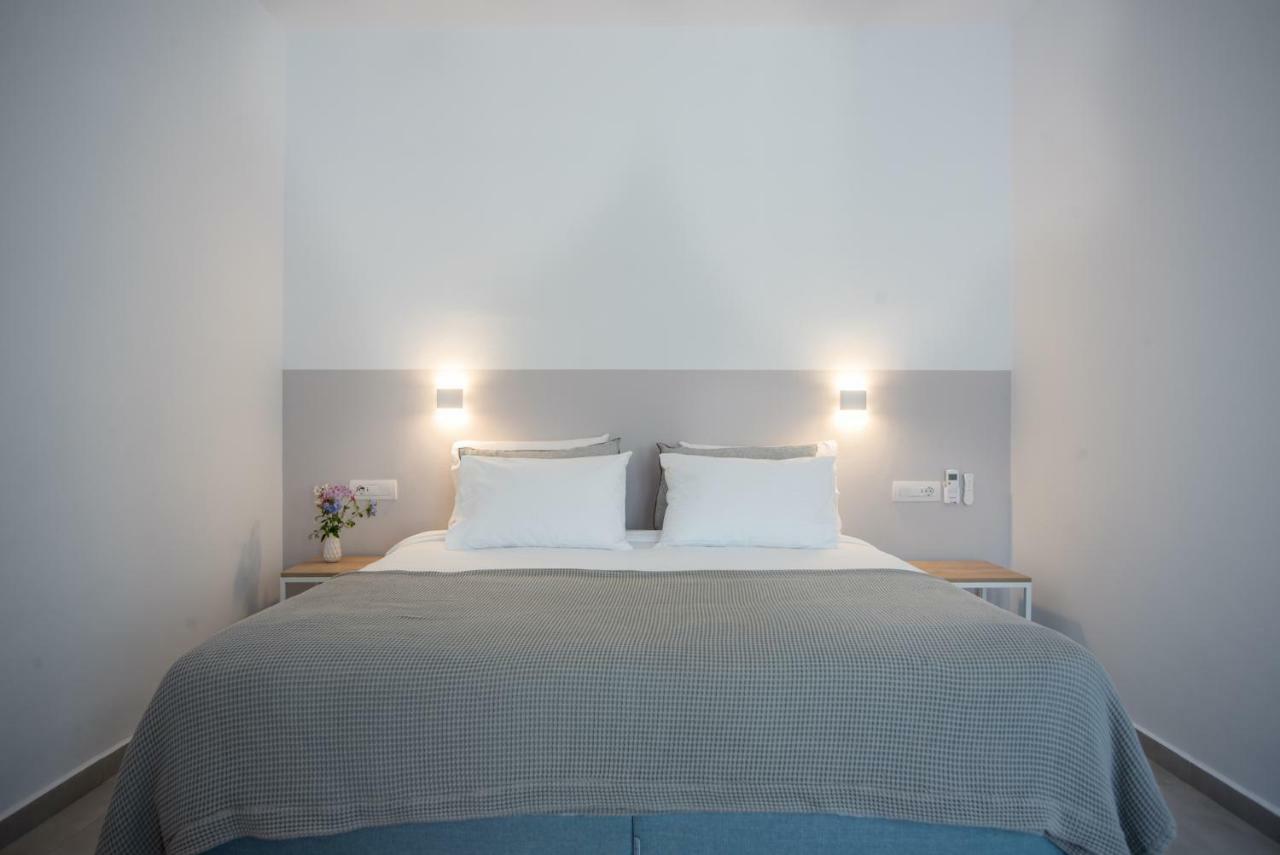 Nautilus Apartments-Suites Páros Eksteriør billede