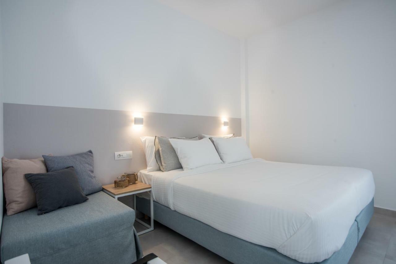 Nautilus Apartments-Suites Páros Eksteriør billede
